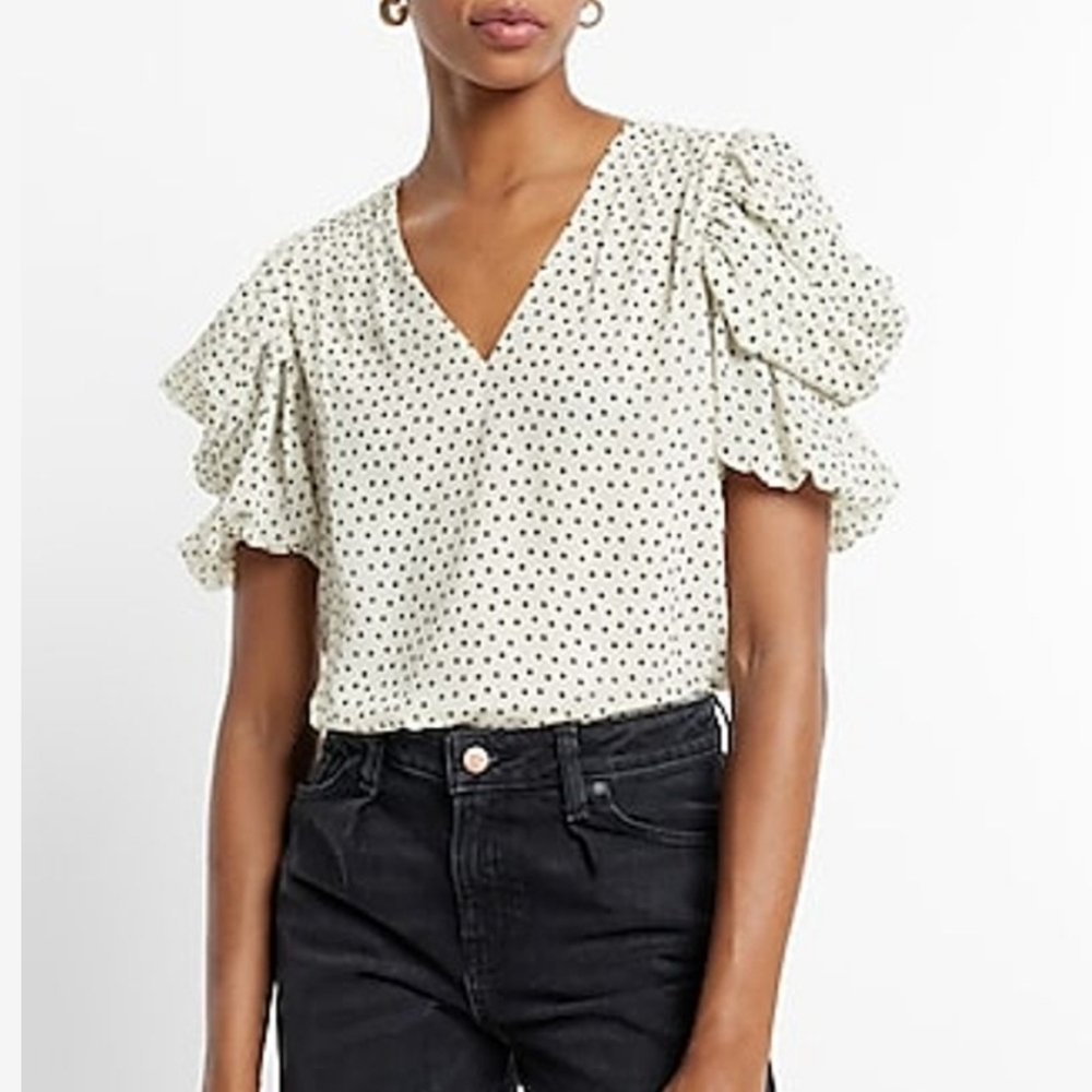 NWT Express Polka Dot Puff Sleeve Top